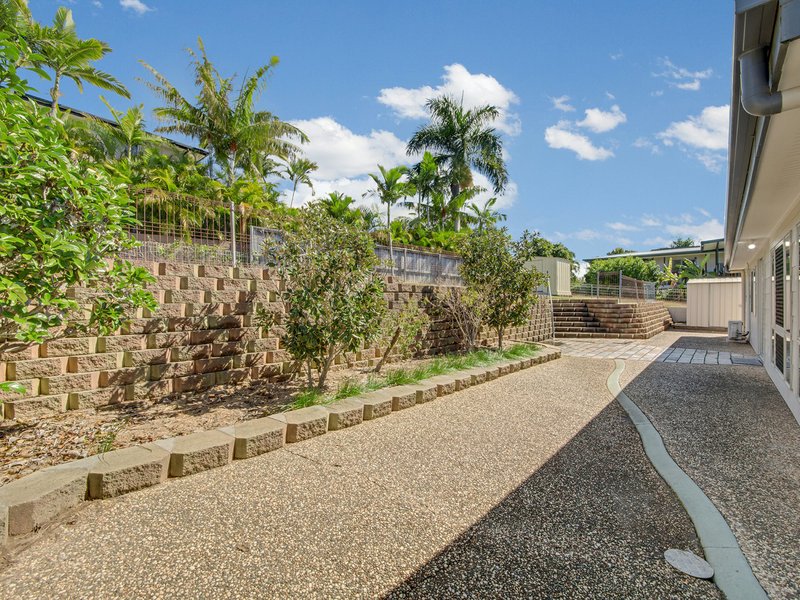 Photo - 7 Elanora Street, Boyne Island QLD 4680 - Image 15