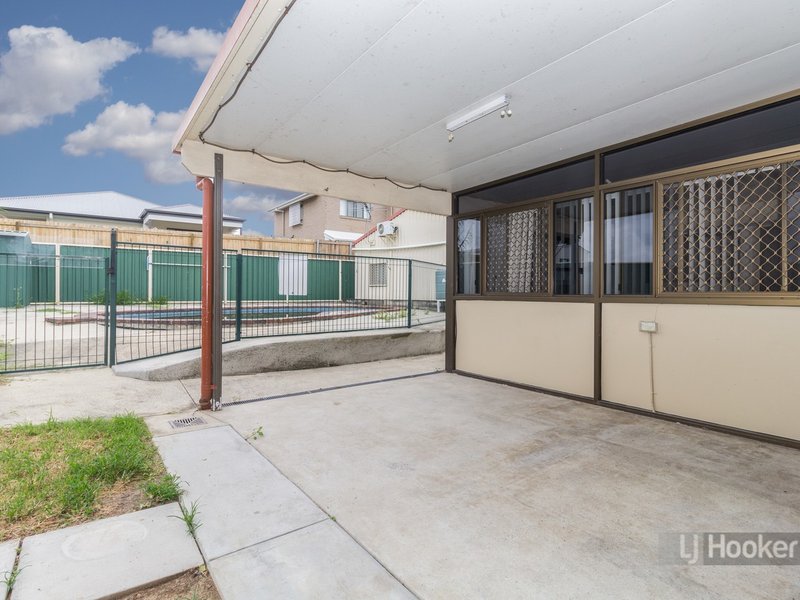 Photo - 7 Elaroo Street, Marsden QLD 4132 - Image 11