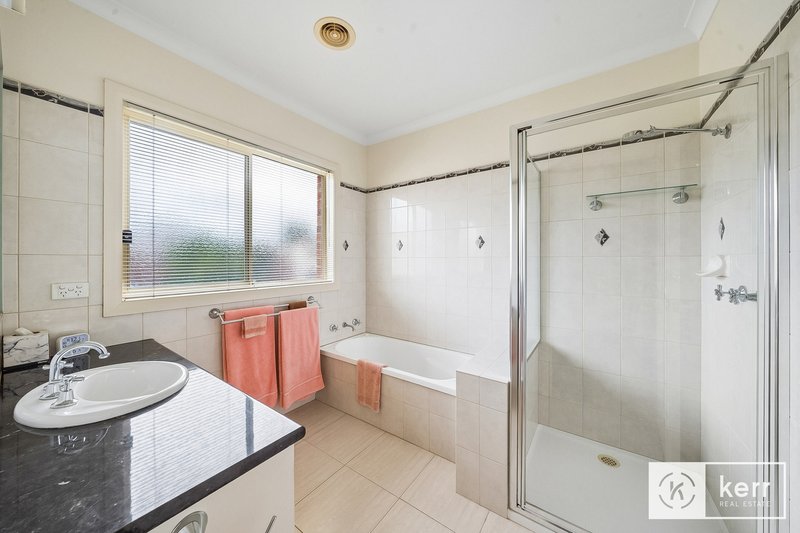Photo - 7 Elberta Court, Cobram VIC 3644 - Image 7