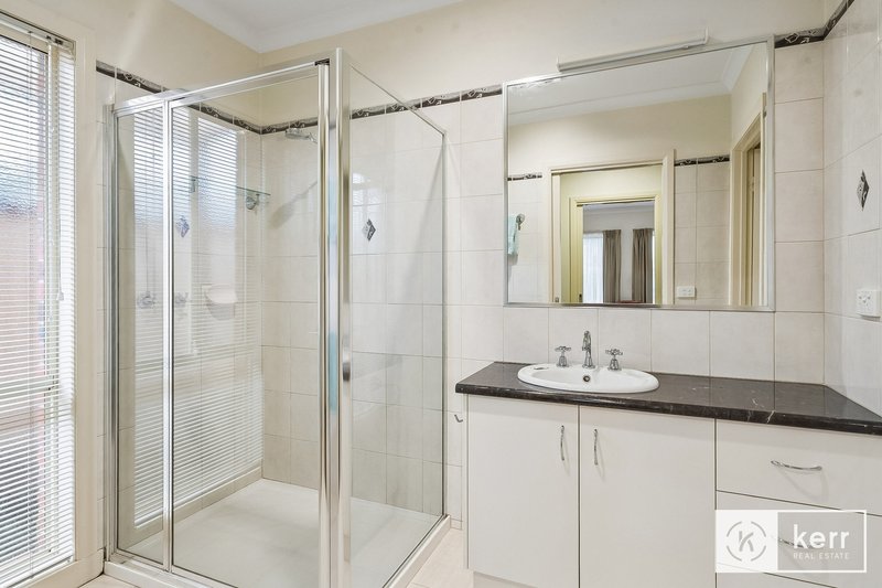 Photo - 7 Elberta Court, Cobram VIC 3644 - Image 9