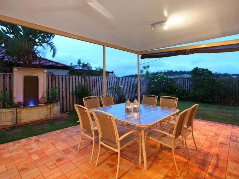 Photo - 7 Elimbah Street, Pacific Pines QLD 4211 - Image 21