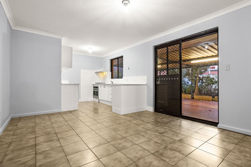 Photo - 7 Eliza Court, Hamilton Hill WA 6163 - Image 7