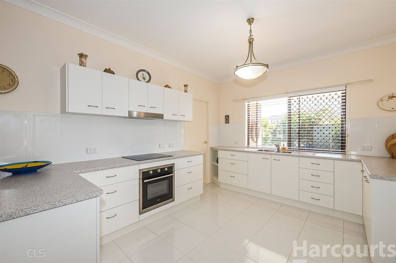 Photo - 7 Elizabeth Batts Court, Banksia Beach QLD 4507 - Image 5