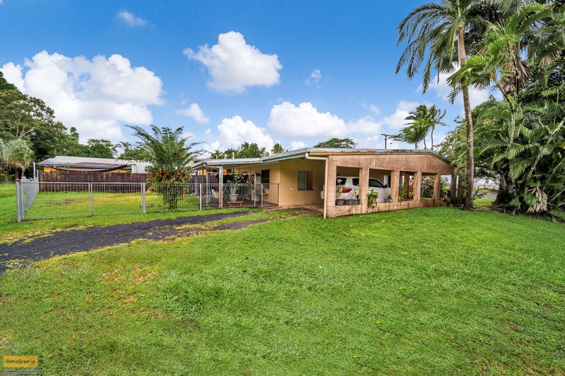 Photo - 7 Elizabeth Street, Flying Fish Point QLD 4860 - Image 3