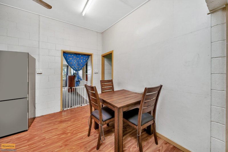 Photo - 7 Elizabeth Street, Flying Fish Point QLD 4860 - Image 7