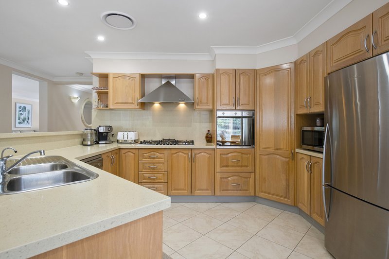 Photo - 7 Ellerstone Court, Kellyville NSW 2155 - Image 5