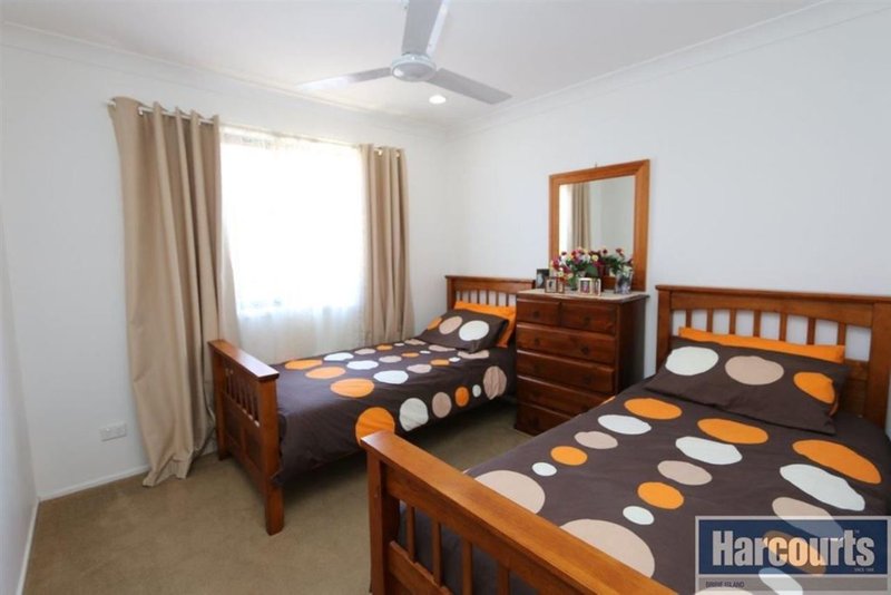 Photo - 7 Ellis Ct , Sandstone Point QLD 4511 - Image 8