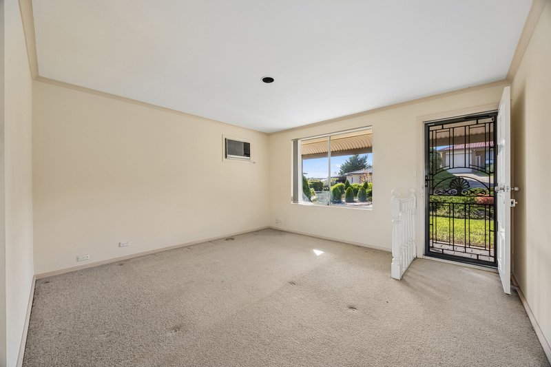 Photo - 7 Elmeade Drive, Hallett Cove SA 5158 - Image 3
