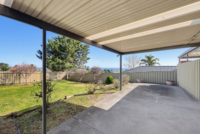 Photo - 7 Elmeade Drive, Hallett Cove SA 5158 - Image 17