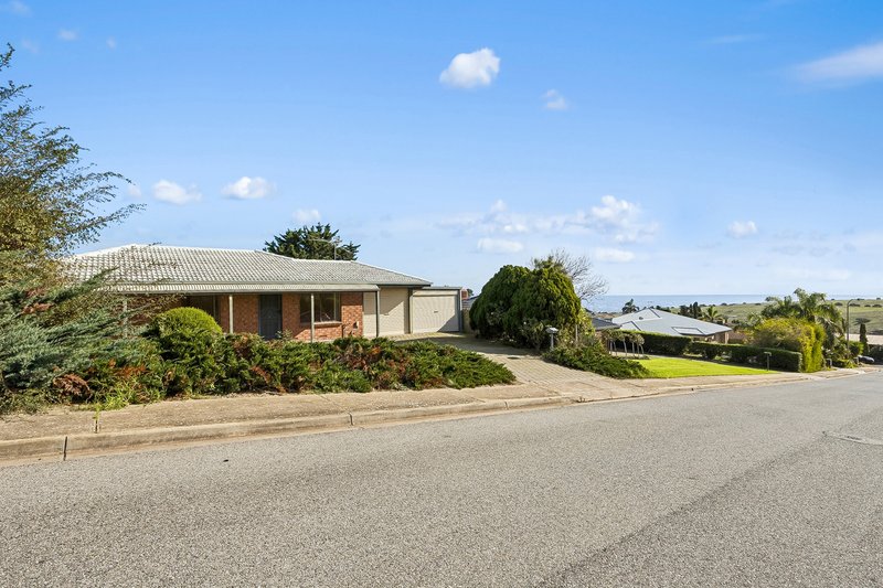 Photo - 7 Elmeade Drive, Hallett Cove SA 5158 - Image 19