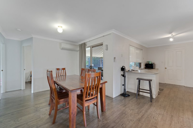Photo - 7 Elmwood Court, Boronia Heights QLD 4124 - Image 5
