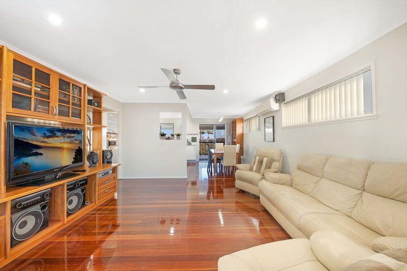 Photo - 7 Elsergundo Street, Bracken Ridge QLD 4017 - Image 12