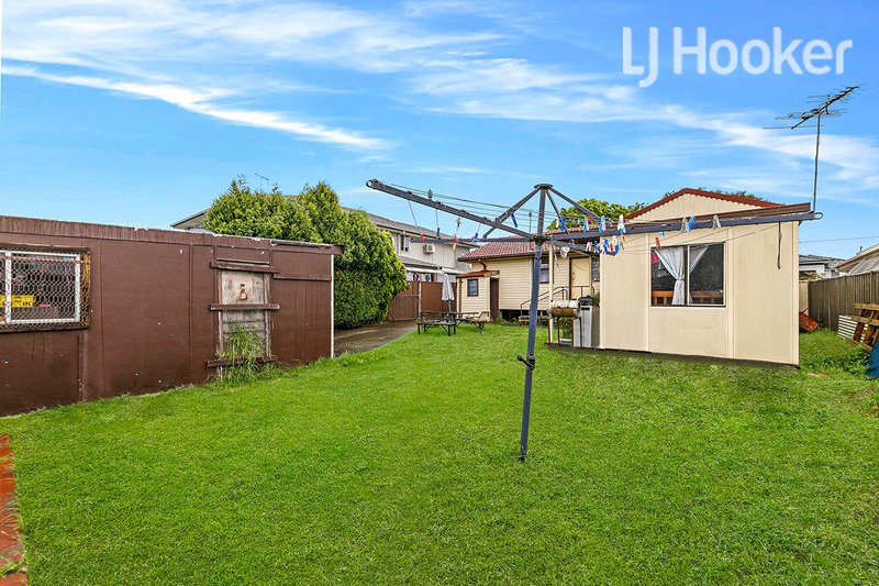 Photo - 7 Elva Street, Cabramatta West NSW 2166 - Image 6