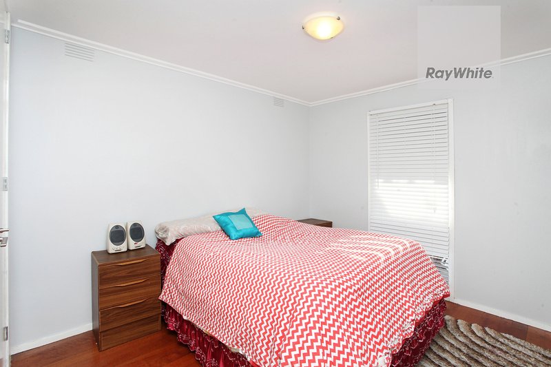 Photo - 7 Elvin Close, Gladstone Park VIC 3043 - Image 9