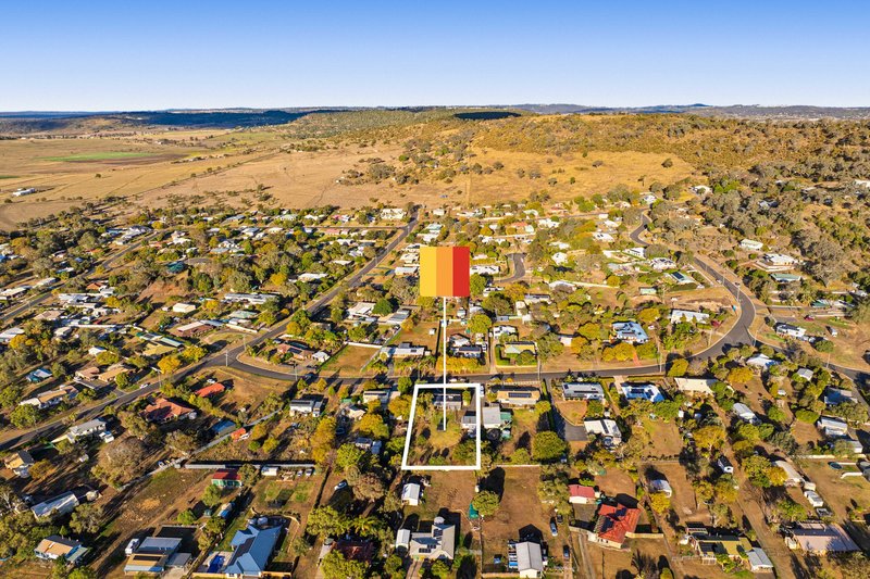 Photo - 7 Emmanulla Drive, Kingsthorpe QLD 4400 - Image 15