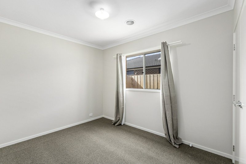 Photo - 7 Emu Street, St Leonards VIC 3223 - Image 10