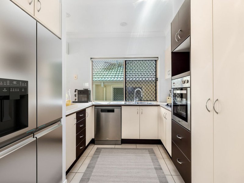 Photo - 7 Esperance Crescent, Springfield Lakes QLD 4300 - Image 3