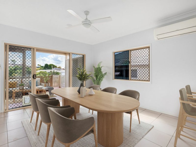 Photo - 7 Esperance Crescent, Springfield Lakes QLD 4300 - Image 6