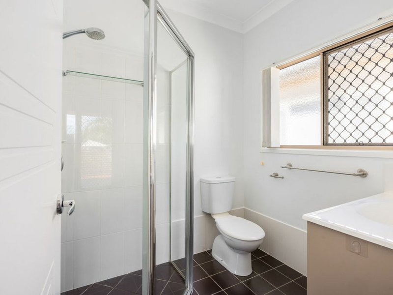 Photo - 7 Esperance Crescent, Springfield Lakes QLD 4300 - Image 11