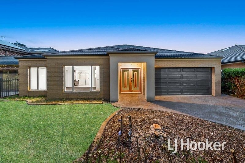 7 Esprit Avenue, Cranbourne North VIC 3977