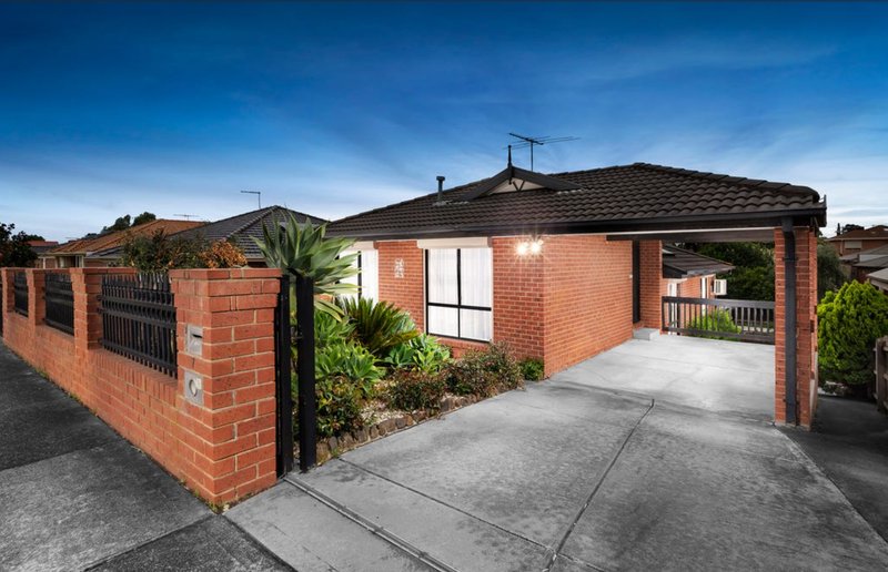 Photo - 7 Ester Drive, Mill Park VIC 3082 - Image 1