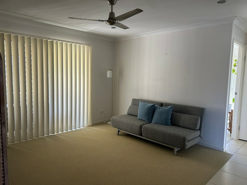 Photo - 7 Eustace Circuit, Augustine Heights QLD 4300 - Image 4