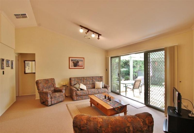 Photo - 7 Fairwater Drive, Harrington Park NSW 2567 - Image 2