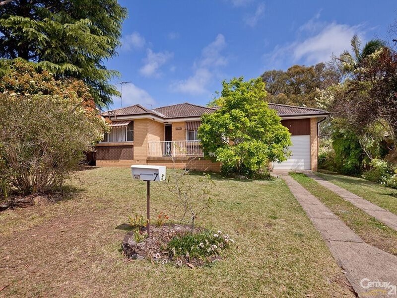 7 Fairway Ave , Springwood NSW 2777