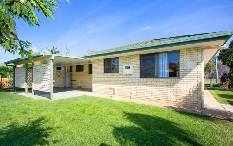 Photo - 7 Fairway Avenue, Woorim QLD 4507 - Image 9