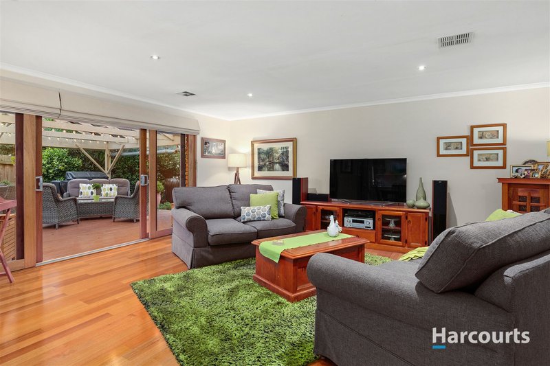 Photo - 7 Farmillo Court, Lysterfield VIC 3156 - Image 4