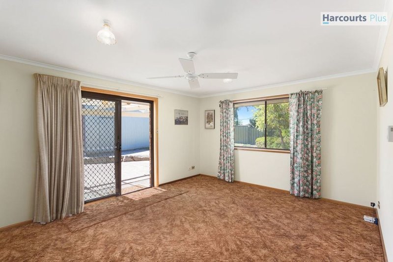 Photo - 7 Farming Crescent, Hallett Cove SA 5158 - Image 9