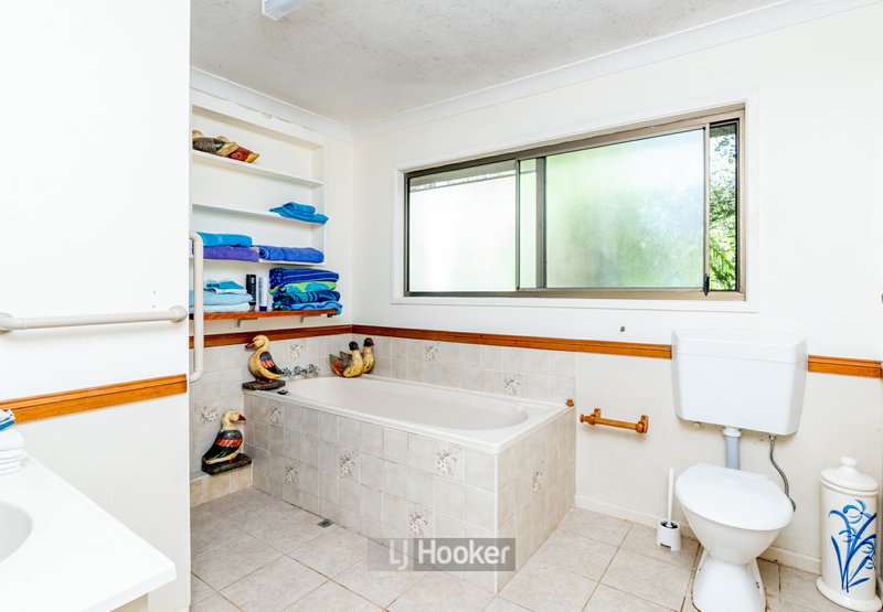 Photo - 7 Feather Close, Forestdale QLD 4118 - Image 13