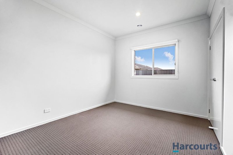 Photo - 7 Fermanagh Street, Alfredton VIC 3350 - Image 11