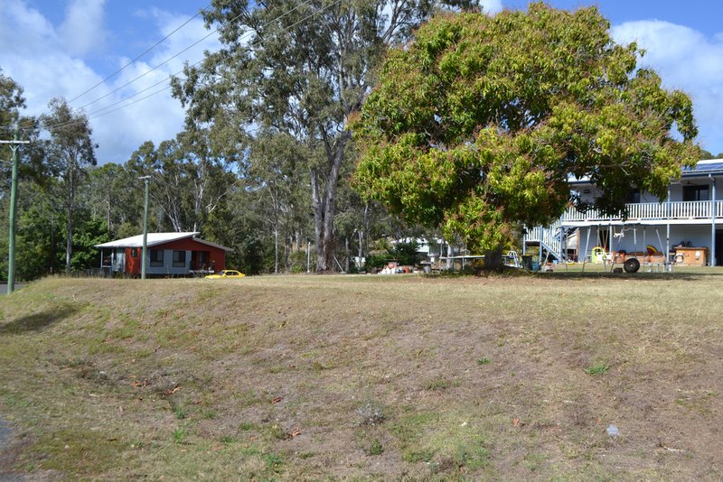 Photo - 7 Ferris Avenue, River Heads QLD 4655 - Image 3