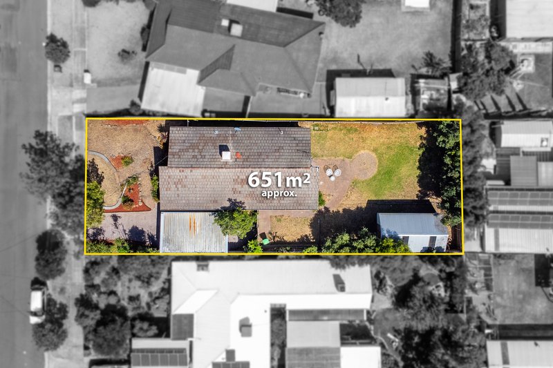 Photo - 7 Field Street, Craigieburn VIC 3064 - Image 14