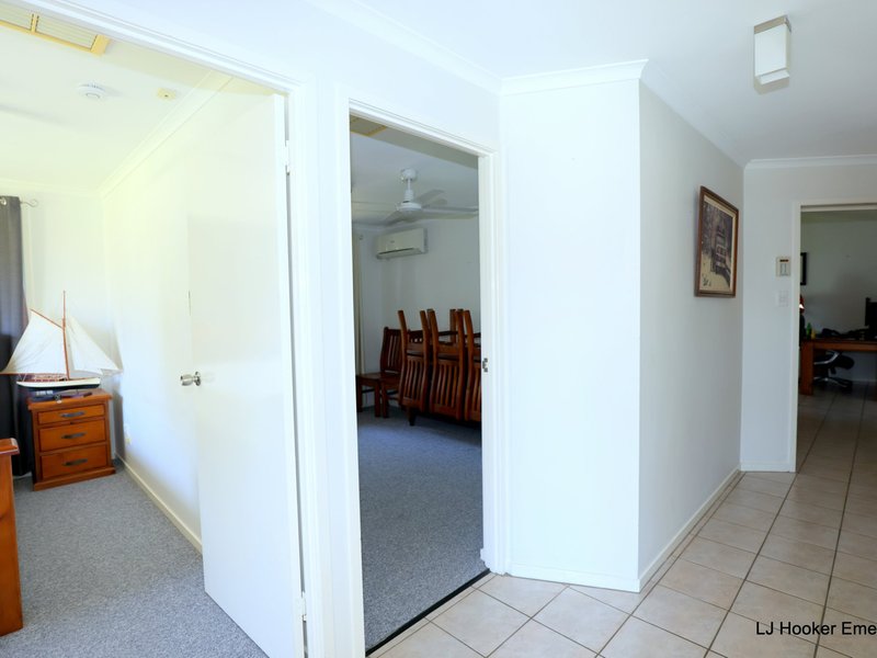 Photo - 7 Fielder Place, Emerald QLD 4720 - Image 10