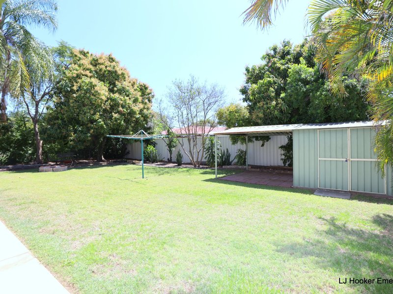 Photo - 7 Fielder Place, Emerald QLD 4720 - Image 19