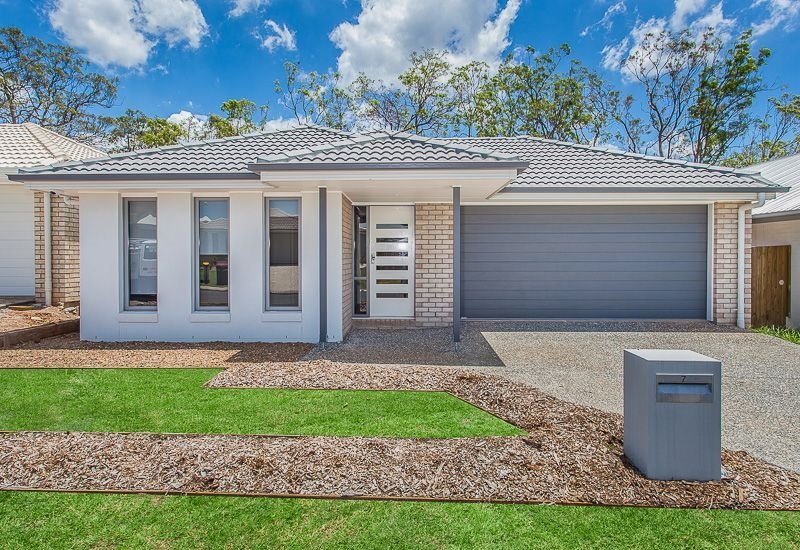 7 Finch Close, Dakabin QLD 4503