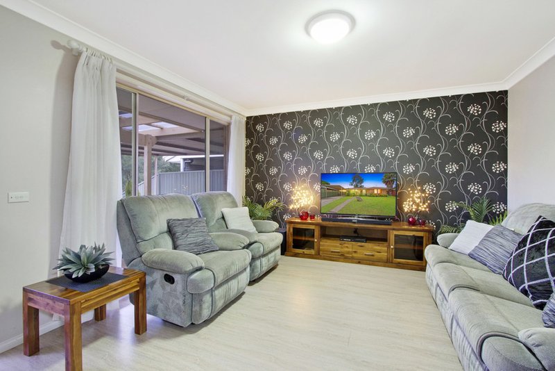 Photo - 7 Finnan Place, Bligh Park NSW 2756 - Image 3