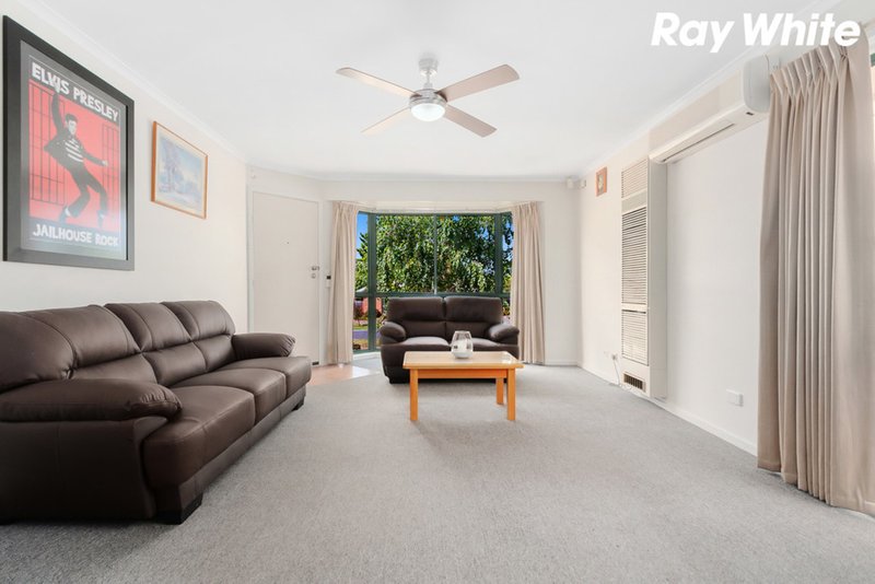 Photo - 7 Finton Court, Pakenham VIC 3810 - Image 2