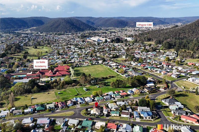 Photo - 7 First Street, Lithgow NSW 2790 - Image 4