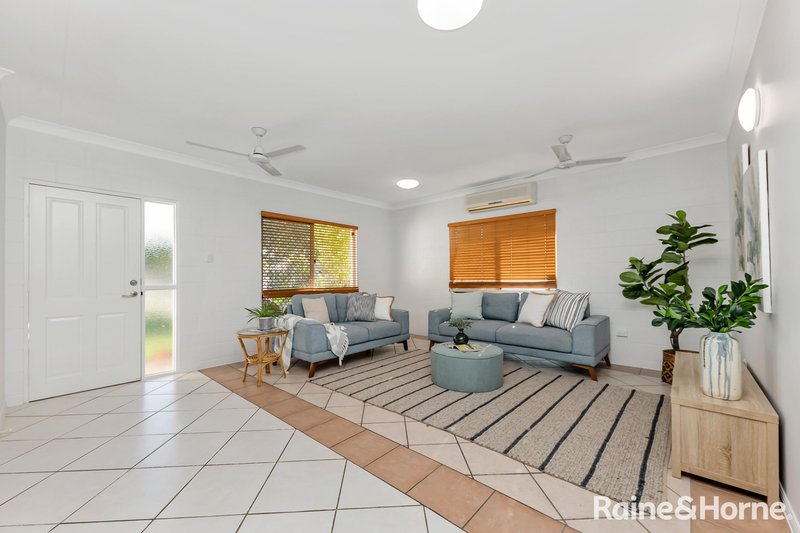 Photo - 7 Flame Court, Kirwan QLD 4817 - Image 3