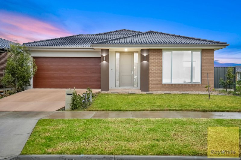 Photo - 7 Flanagan Street, Tarneit VIC 3029 - Image 2