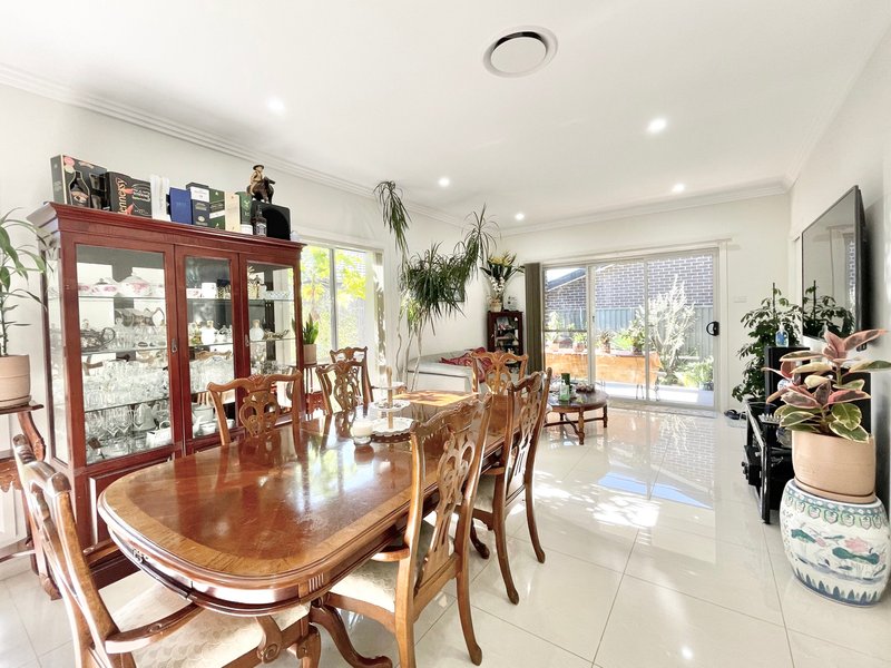 Photo - 7 Fleet Street, Gregory Hills NSW 2557 - Image 4