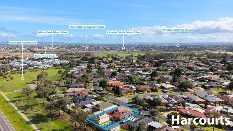 Photo - 7 Flemington Crescent, Werribee VIC 3030 - Image 11