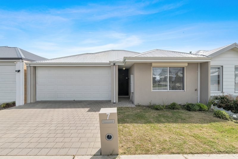 Photo - 7 Flemington Drive, Baldivis WA 6171 - Image 1