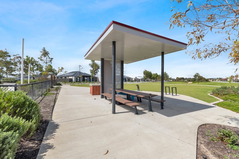 Photo - 7 Flemington Drive, Baldivis WA 6171 - Image 18