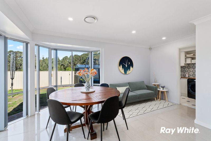 Photo - 7 Flemming Grove, Doonside NSW 2767 - Image 4