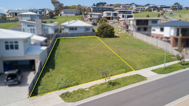 Photo - 7 Flounder Road, San Remo VIC 3925 - Image 2