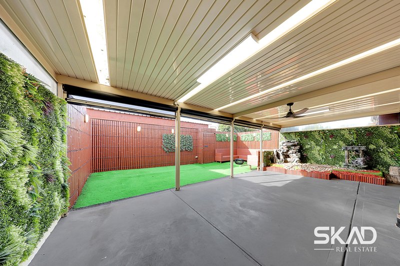 Photo - 7 Flowerdale Crescent, Roxburgh Park VIC 3064 - Image 15